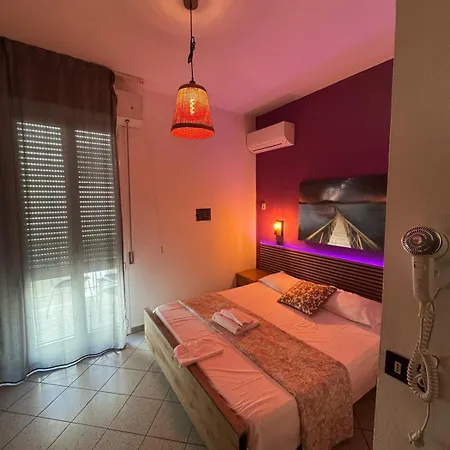 New Liston Motel *
